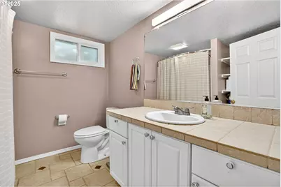 1620 SW Maplecrest Dr, Portland, OR 97219 - Photo 40