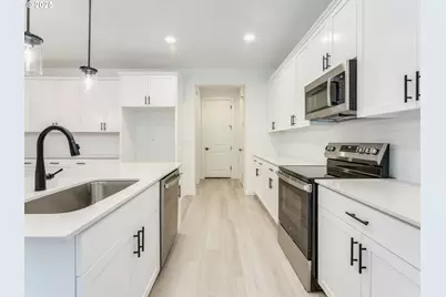 2063 NE Currin Creek Dr, Estacada, OR 97023 - Photo 18