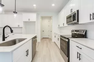 2063 NE Currin Creek Dr, Estacada, OR 97023 - Photo 18