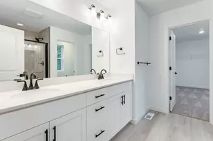 2063 NE Currin Creek Dr, Estacada, OR 97023 - Photo 34