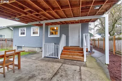 390 W Arlington St, Gladstone, OR 97027 - Photo 24