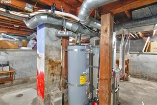 390 W Arlington St, Gladstone, OR 97027 - Photo 30