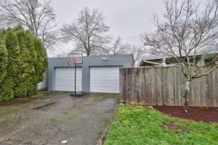 390 W Arlington St, Gladstone, OR 97027 - Photo 42