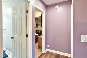 390 W Arlington St, Gladstone, OR 97027 - Photo 14