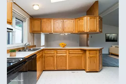 696 SW Livingston Pl, Troutdale, OR 97060 - Photo 20