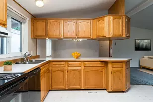 696 SW Livingston Pl, Troutdale, OR 97060 - Photo 20