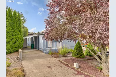 696 SW Livingston Pl, Troutdale, OR 97060 - Photo 6