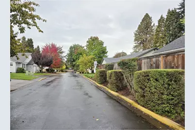 795 Red Cedar Ct, Eugene, OR 97402 - Photo 32