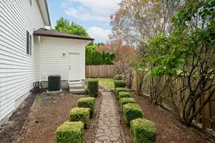 14573 NW Evergreen St, Portland, OR 97229 - Photo 34