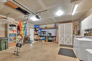 958 Bush Ln, Creswell, OR 97426 - Photo 36