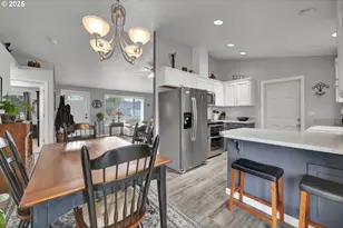 958 Bush Ln, Creswell, OR 97426 - Photo 14