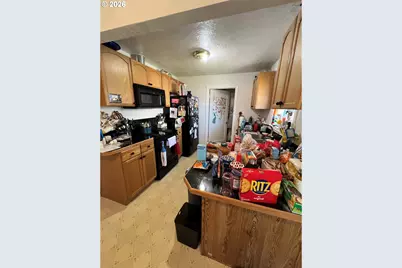 9948 SE Holgate Blvd, Portland, OR 97266 - Photo 8