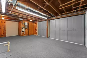 6900 SW 4th Ave, Portland, OR 97219 - Photo 30