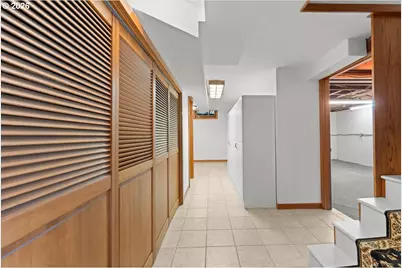 6900 SW 4th Ave, Portland, OR 97219 - Photo 34