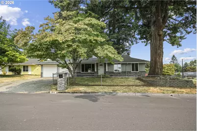 2013 NE Roberts Ct, Gresham, OR 97030 - Photo 2