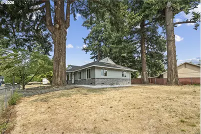2013 NE Roberts Ct, Gresham, OR 97030 - Photo 34