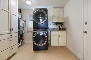 9125 SW Garden Home Rd, Portland, OR 97223 - Photo 20