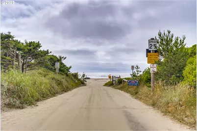 1238 N Marion Ave #467, Gearhart, OR 97138 - Photo 28