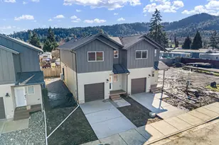 172 Allison Ave, Sutherlin, OR 97479 - Photo 1