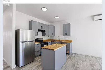 172 Allison Ave, Sutherlin, OR 97479 - Photo 6