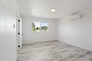 172 Allison Ave, Sutherlin, OR 97479 - Photo 12