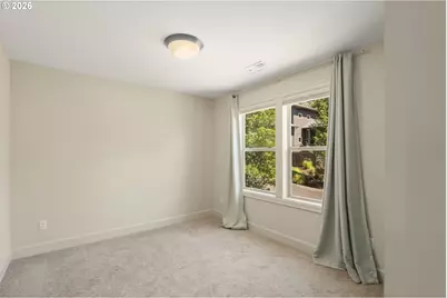 10071 SW 8th Pl, Portland, OR 97219 - Photo 24