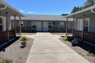 1610 19th St, Florence, OR 97439 - Photo 6