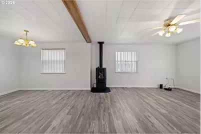 321 N 8th St, Cottage Grove, OR 97424 - Photo 22