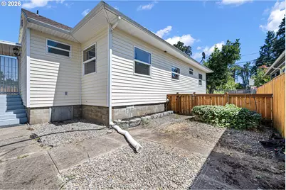 321 N 8th St, Cottage Grove, OR 97424 - Photo 36