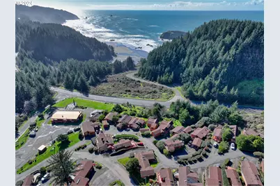 19921 Whaleshead Rd #OV8, Brookings, OR 97415 - Photo 2