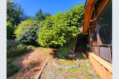 19921 Whaleshead Rd #OV8, Brookings, OR 97415 - Photo 16