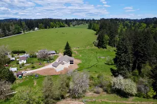 39143 SE Gibson Rd, Washougal, WA 98671 - Photo 4