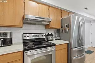 8621 NW 12th Ct, Vancouver, WA 98665 - Photo 6