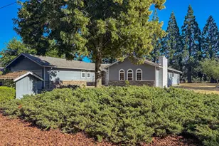 1065 Harlan St, Roseburg, OR 97471 - Photo 4