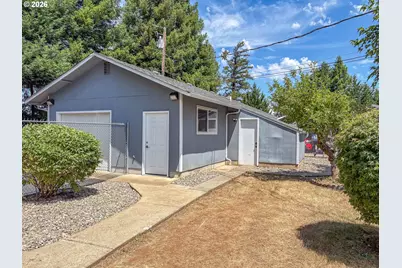 1065 Harlan St, Roseburg, OR 97471 - Photo 30