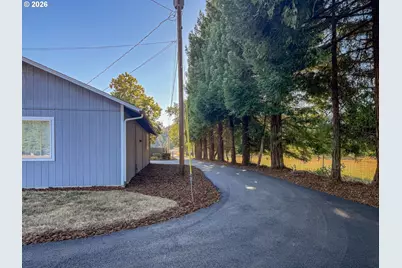 1065 Harlan St, Roseburg, OR 97471 - Photo 38
