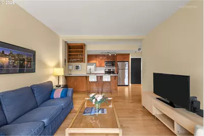 1829 NW Lovejoy St #304, Portland, OR 97209 - Photo 8