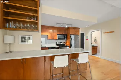1829 NW Lovejoy St #304, Portland, OR 97209 - Photo 10