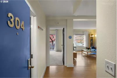 1829 NW Lovejoy St #304, Portland, OR 97209 - Photo 4