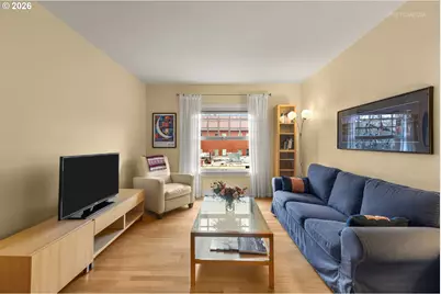 1829 NW Lovejoy St #304, Portland, OR 97209 - Photo 6