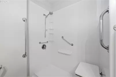 2710 Crocker Rd, Eugene, OR 97404 - Photo 18