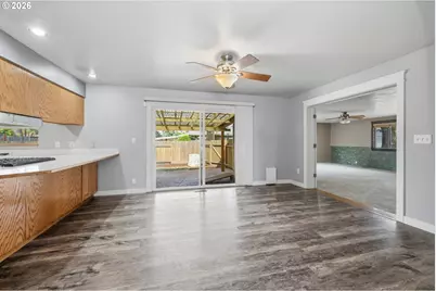 2710 Crocker Rd, Eugene, OR 97404 - Photo 6