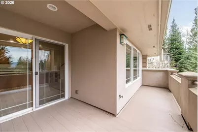 245 W St James Pl, Longview, WA 98632 - Photo 26