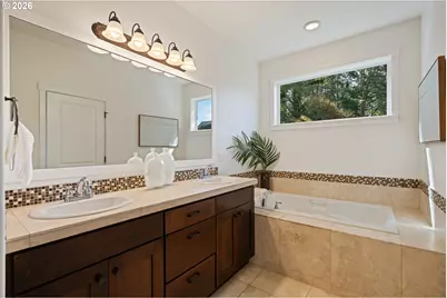 16120 SE Pinot Rd, Milwaukie, OR 97267 - Photo 28