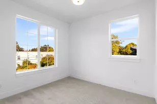 2090 N Watts St, Portland, OR 97217 - Photo 8