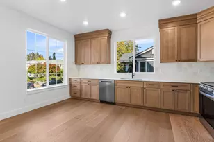 2090 N Watts St, Portland, OR 97217 - Photo 4