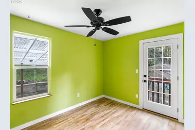 9208 SW 44th Ave, Portland, OR 97219 - Photo 10