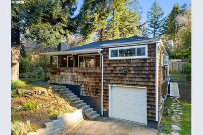 9208 SW 44th Ave, Portland, OR 97219 - Photo 1