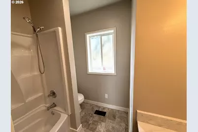 224 W Court St, Goldendale, WA 98620 - Photo 16