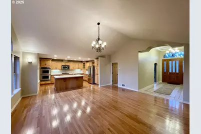 2180 Hayes St, North Bend, OR 97459 - Photo 12